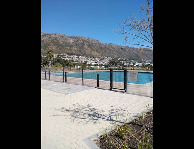 3 BEDROOM APARTMENT TO LET IN FIRLANDS